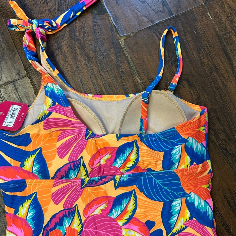 Isabel Maternity Asymmetric Tie Shoulder One Piece Maternity Swimsuit<<101>>> - Picture 5 of 10